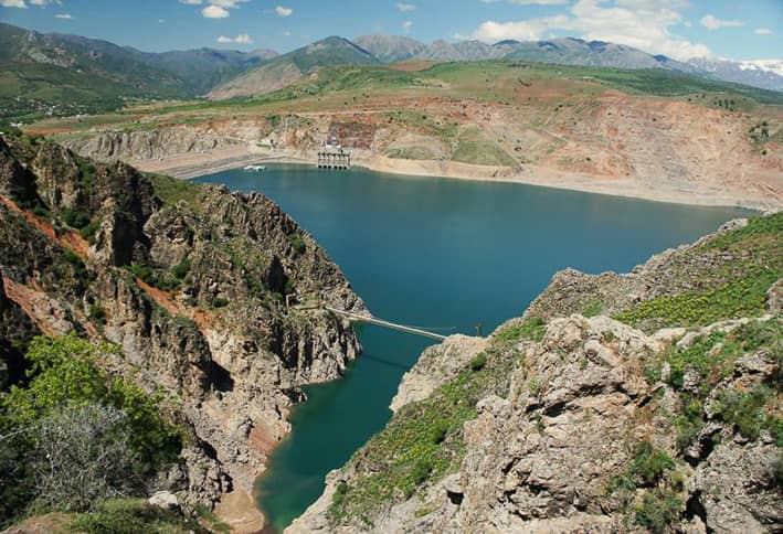 Wasserkraft Usbekistan 90 x 60 mm web