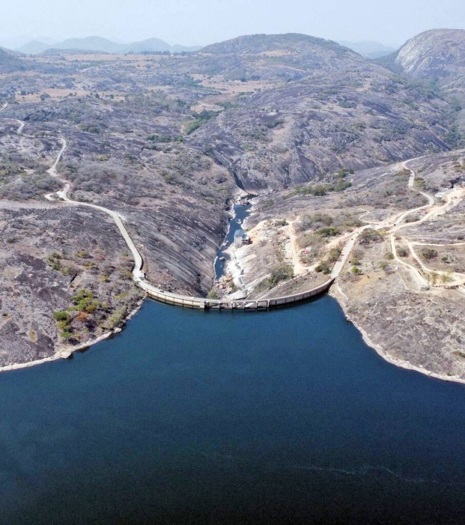 The Great Zimbabwe power plant uses the hydroenergetic potential of the Mutirikwi reservoir to produce green electricity.