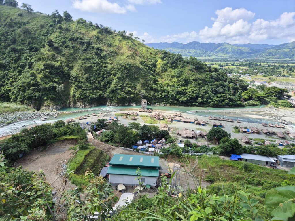 Throughout the project, great care was taken to protect the environment and the local population’s interests.
