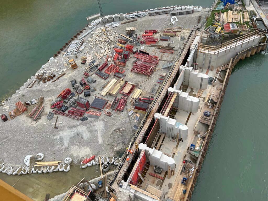 Bird’s-eye view of the weir piers at the new diversion weir