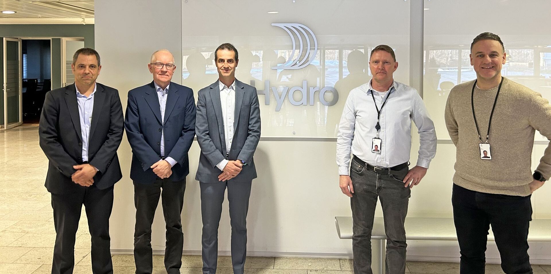 Iñigo Otegi (Managing Director Ingeteam Hydro), Nils Ottesen (Norway Business Development Manager Ingeteam Hydro), Mikel Mendizabal (Generators Commercial Manager Ingeteam Hydro), Ole Jacob Høibjerg (Procurement Manager Hydro Aluminium AS), Bosko Janjusevic (Project Manager Hydro Aluminium AS) (l.to.r.)