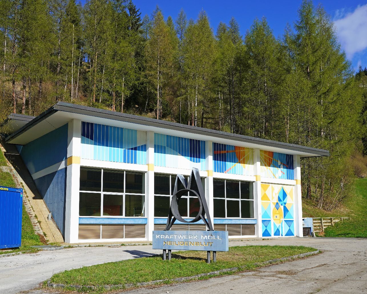 The powerhouse: Built in 1982–1983 in the district of Pockhorn.