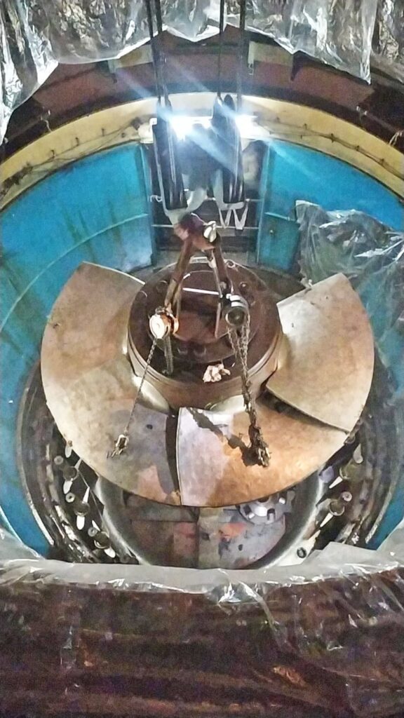Photographs of the dismantled turbine on site