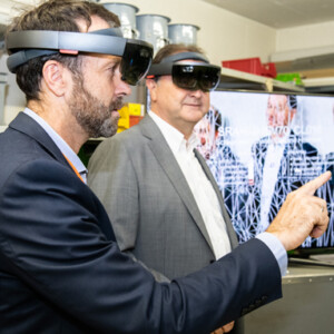 Smart glasses have great potential for interactive troubleshooting. Datenbrille