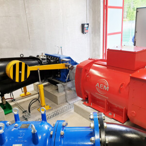 In a normal year, the plant can generate approximately 550,000 kWh of power. KW TIschbach Turbine u Generator