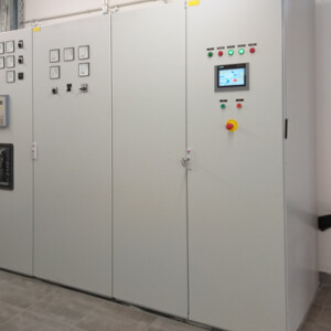 New Siemens control unit for the power plant.
It can be controlled locally as well as remotely. Siemens control unit