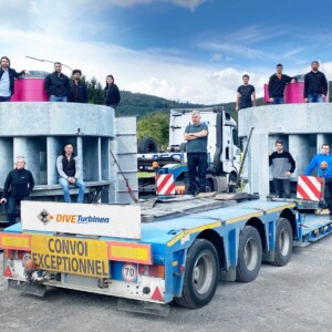 Turbines being transported out of Amorbach with the proud DIVE team. DIVE-Team_Turbinen