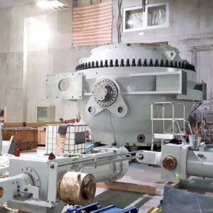 Between August 2017 and September 2019, during the construction period at the new Nant de Drance pumped storage power plant in the border region between Switzerland and France, Bilfinger installed a total of twelve ball valves required to shut off six reversible pump turbines. The photograph shows a DN2800 outlet ball valve prior to installation. Bilfinger NdD_Auslaufkugelsschieber_Michael Falkner