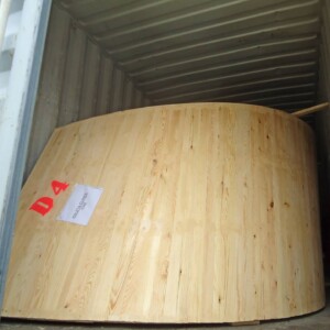 The formwork can be easily disassembled for transportation in a container. Containerverladung Mitterfelner