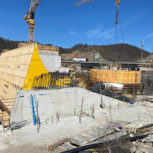 Work is still underway on the new Gratkorn power plant on the River Mur in Austria. Mitterfelner supplied the plant with bend sections, and the entire formwork for the inlet chamber. Kraftwerk Gratkorn Mitterfelner