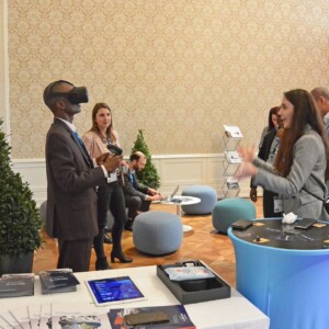 Inquisitive visitors at the Voith Hydro exhibition booth gain a personal impression of the advantages of VR glasses. Viennahydro