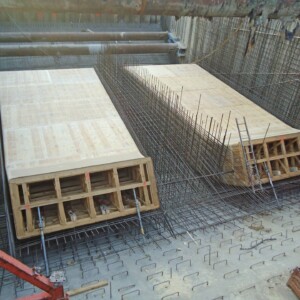 Application in Hungary: Mitterfelner manufactured the formwork for the draft tube to fit the S-turbines installed at the Békésszentandrás power plant. Wasserkraftwerk Ungarn Mitterfelner